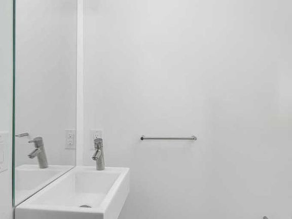 5th image of 1713 Annin St