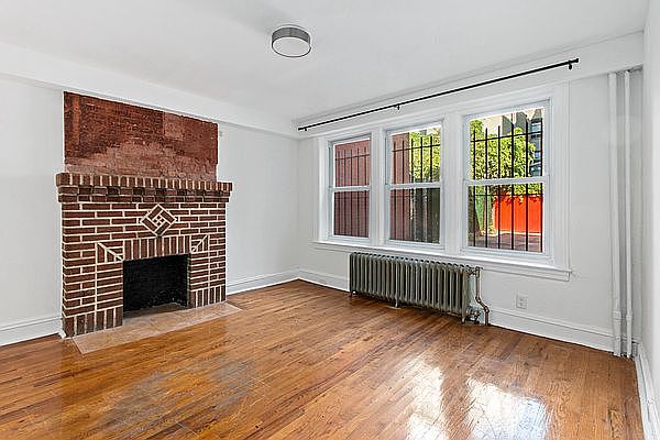 1st image of 1215 Dean St #1