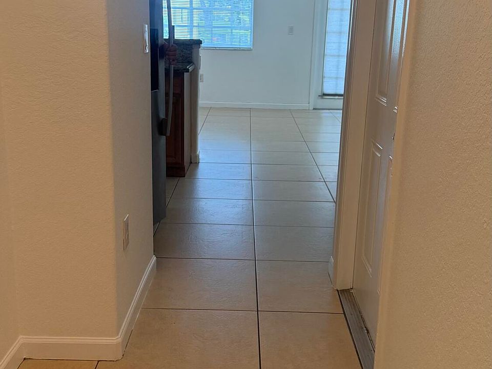 1st image of 11543 NW 44th St #2