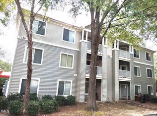 1220 University Ct APT 202, Raleigh, NC 27606