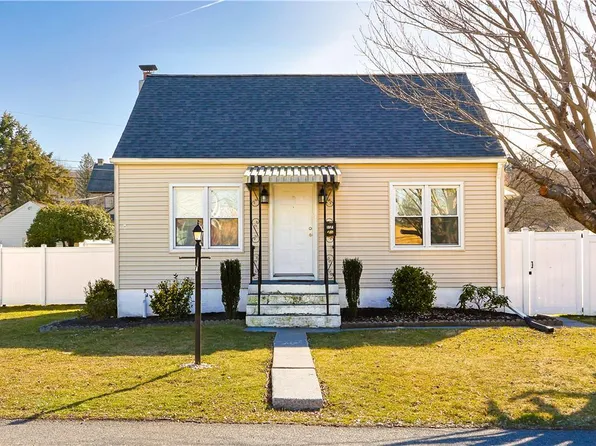 3222 Capital St, Allentown, PA 18103