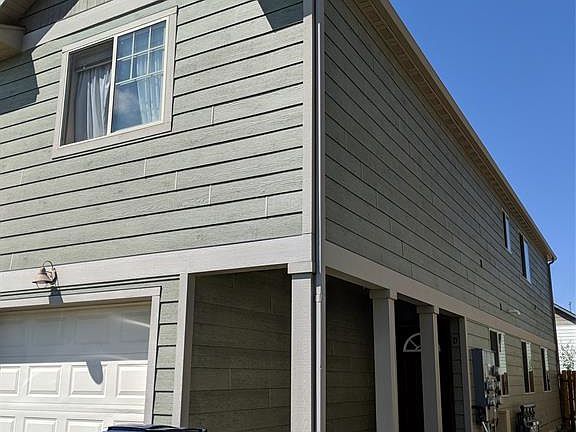 2nd image of 957 Forestglen Dr APT D