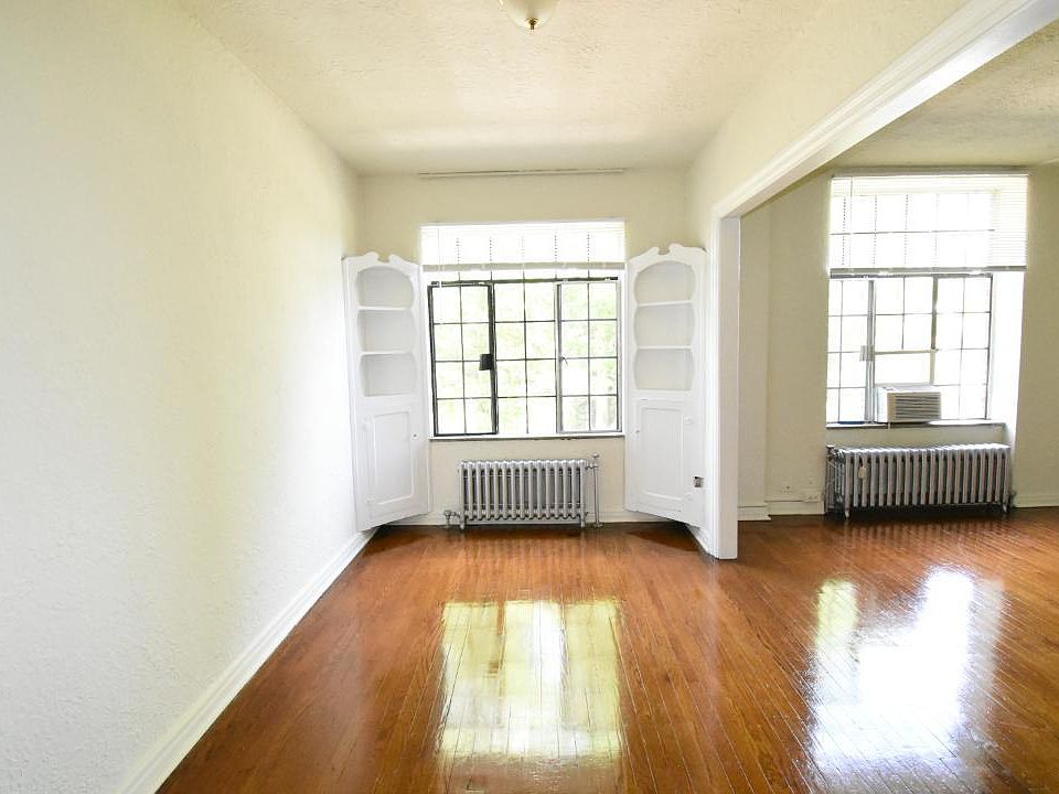 1st image of 10803 Lake Ave #2