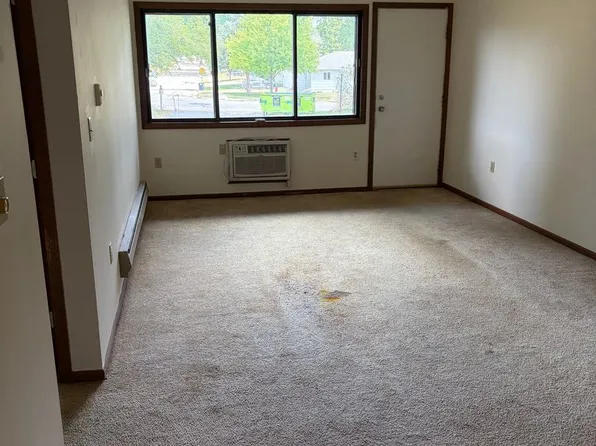 217 Liberty St #101-210, Deerfield, WI 53531