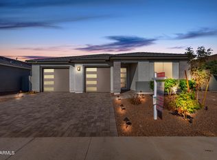 7674 W Tether Trl, Peoria, AZ 85383