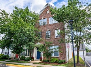 22930 Adelphi Ter, Sterling, VA 20166