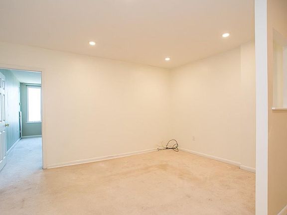 5th image of 100 Marina Dr APT 509