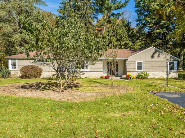 754 Herman Rd, Webster, NY 14580
