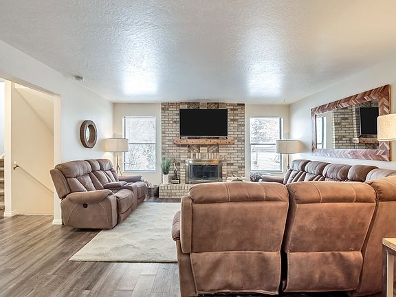 2nd image of 3527 E Summer Estates Cir