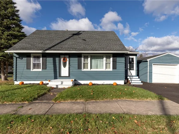 821 Velasko Rd, Syracuse, NY 13207