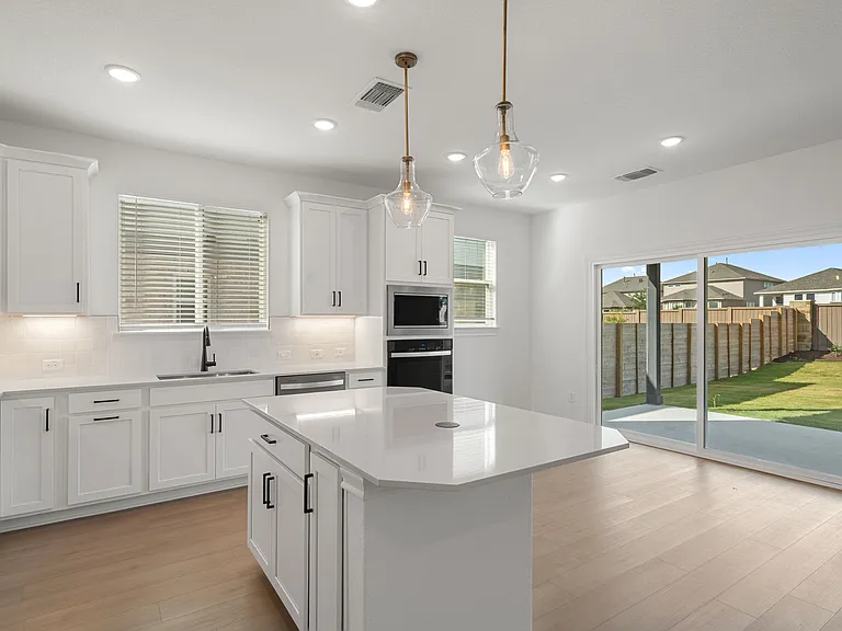 528 Knot Dr — Photo 10