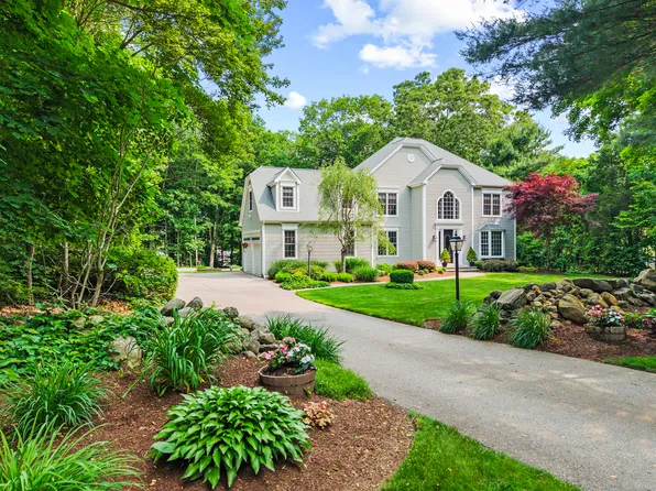 9 Stonebrook Drive, Essex, CT 06442