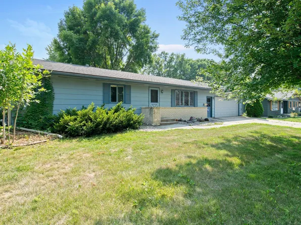 210 Inner Dr, Montgomery, MN 56069