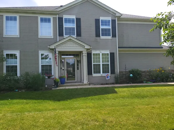150 Durango Dr, Gilberts, IL 60136