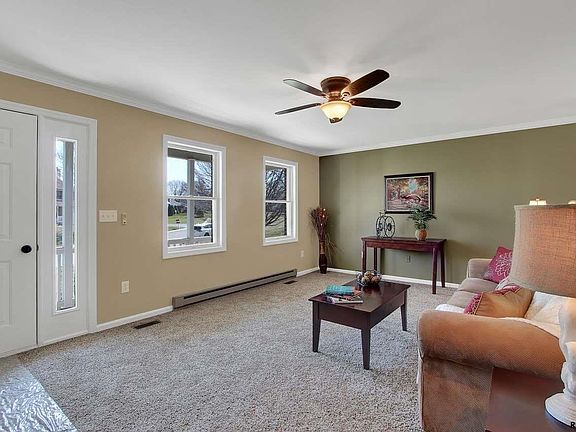 2nd image of 216 N Highland Dr