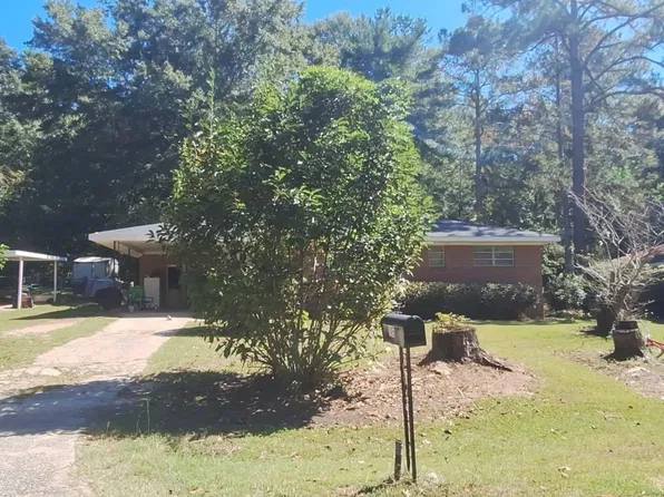 105 Dogwood Ln, Byron, GA 31008