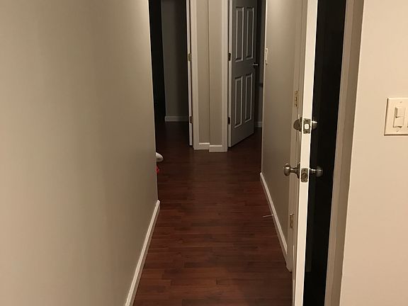 2nd image of 412 Saint Pauls Ave