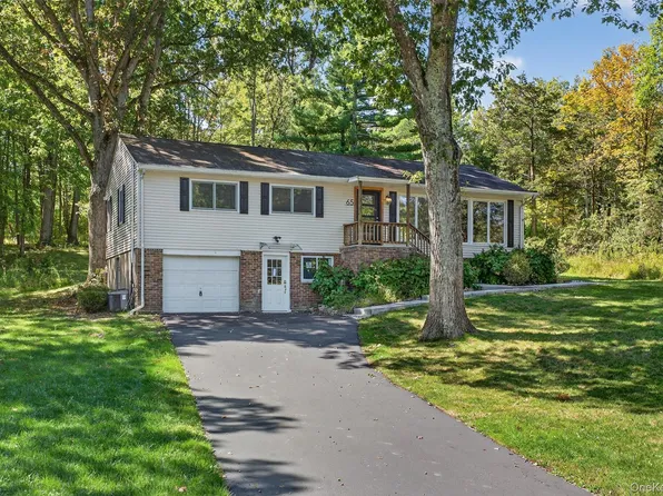 65 Hawxhurst Road, Monroe, NY 10950