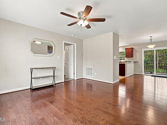 5th image of 2549 Weaver Pike