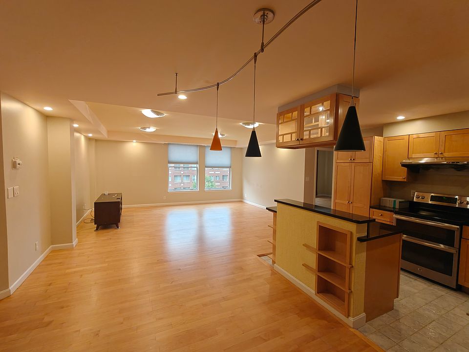 1st image of 25 Marion St APT 44