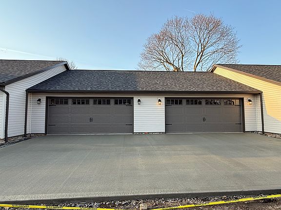 2nd image of 350 5th St NW