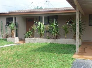 1121 N 75th Ave, Hollywood, FL 33024