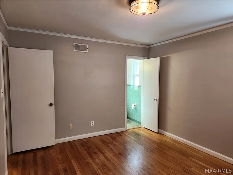 2814 Ashley Ave — Photo 39