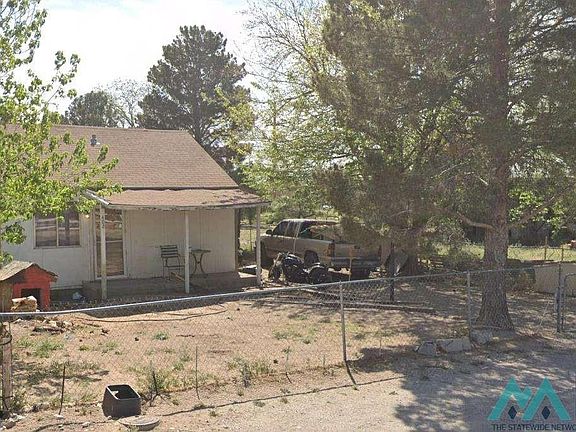 2nd image of 402 N 9th St