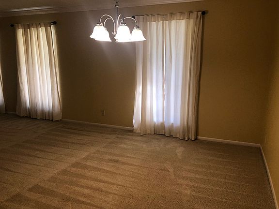 3rd image of 2334 Grand Blvd