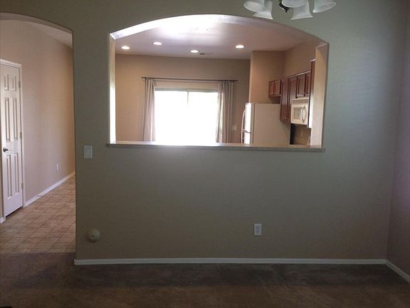 3rd image of 3854 S Coach House Dr