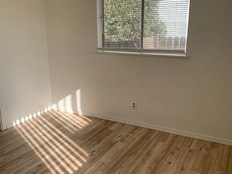 295 Skaggs St #B — Photo 11