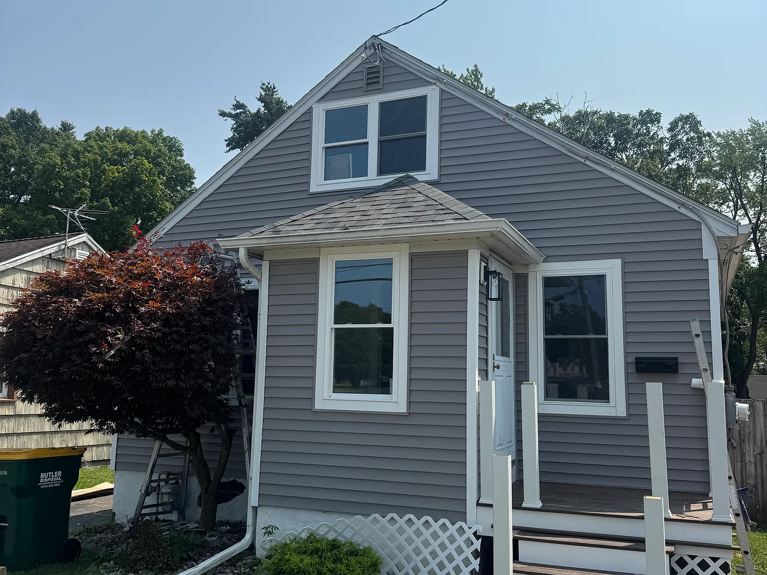 3 bed, 1296 sqft, $2,300 — Photo 1