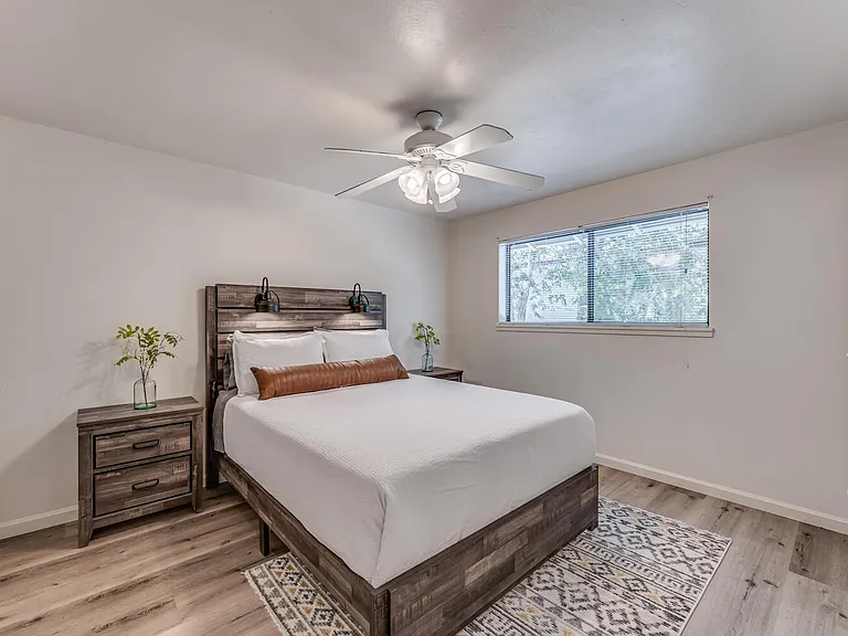 1630 Plumas St — Photo 10