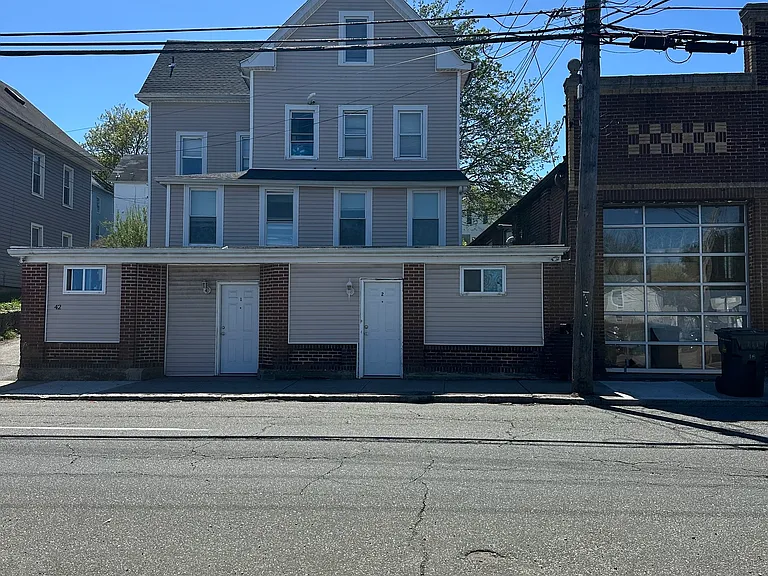 42 Jefferson Ave — Photo 10