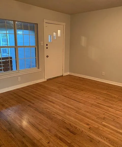 1505 Donaldson Ave — Photo 4