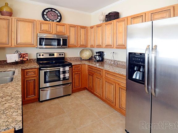 5th image of 317 Royal Chartres Sq E #305-102