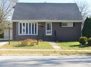 18551 Stedhall Rd, Homewood, IL 60430