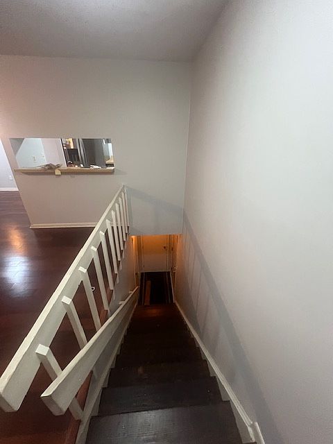 1st image of 2472 Ravenel Dr