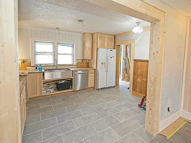 under construction, new appliances coming