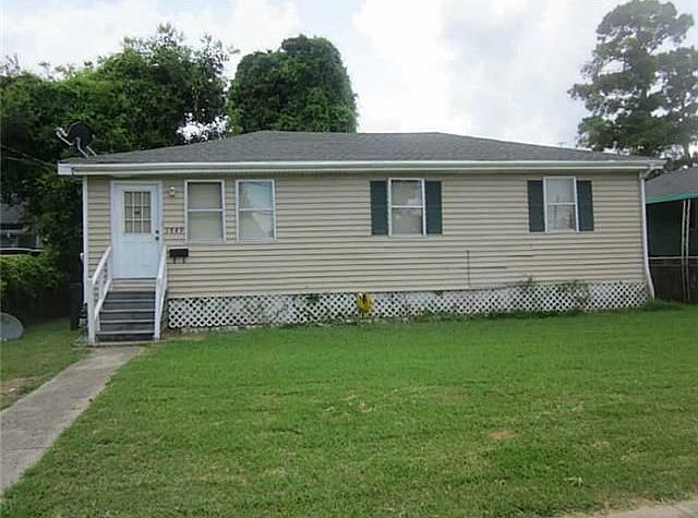 1st image of 1849 Shirley Dr