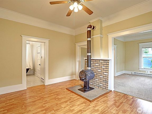 4th image of 27204 103rd Drive NW