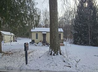 326 Brent Rd, Grove City, PA 16127