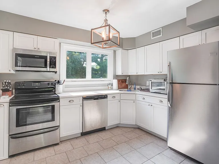 125 Stringham Rd #28 — Photo 9