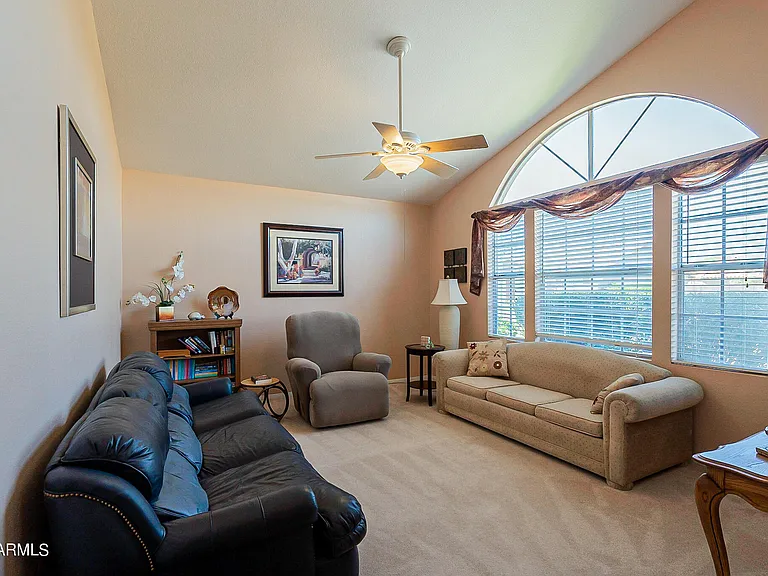 9023 W Lisbon Ln — Photo 6