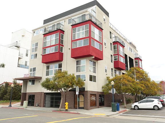 1805 Columbia Street Lofts