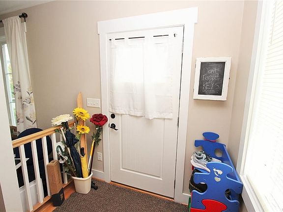 3rd image of 416 S Harrison St