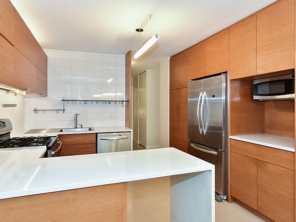 2nd image of 400 E Randolph St APT 1430