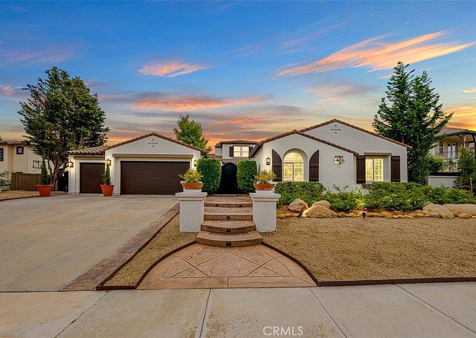 1st image of 1328 N Paradise Ridge Way