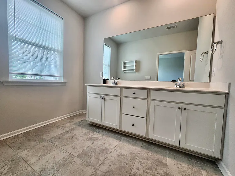 330 Spindlewood Way — Photo 14