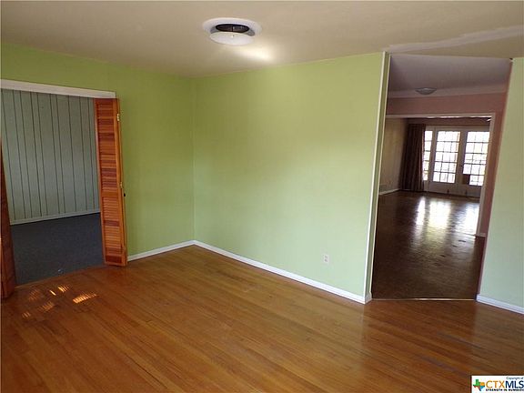 5th image of 603 S 15th St